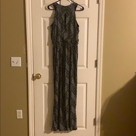 Olive/pine green sleeveless Romper in L - Picture 3 of 4